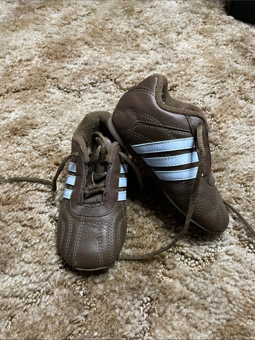 Adidas Vintage 2008‎ Youth Kids Brown Tennis Shoe Size 6K